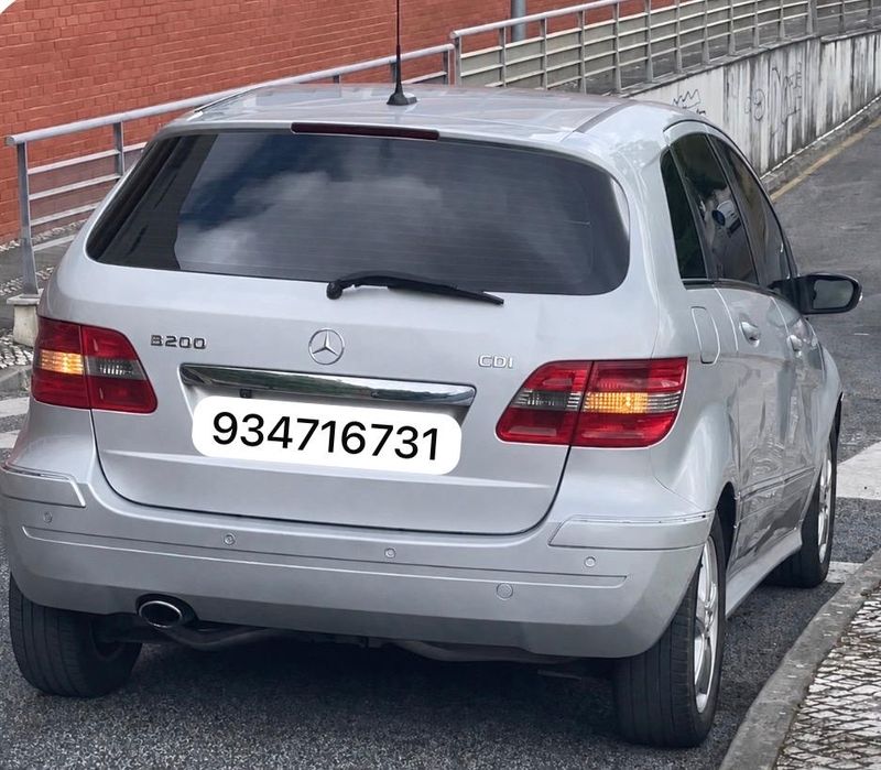 Mercedes B200 CDI automático vendo ou troco por iibiza FR bmw touring 520d  audi a3