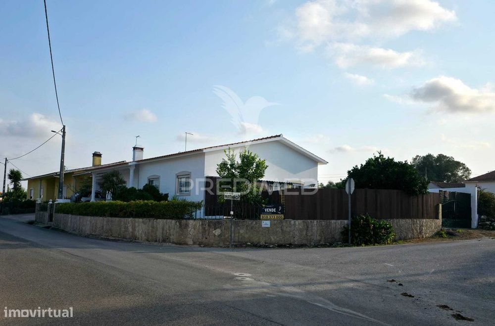 Moradia T3 • 330.000€ • Turquel