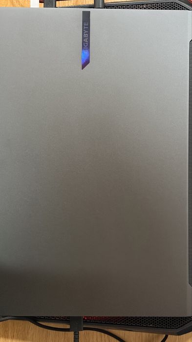 Gigabyte Aero x16 2025