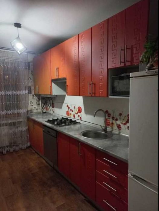 Продаж 3 кім. квартири з автономним опаленням