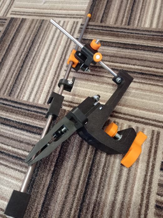 Точилка для ножів.Заточна система.