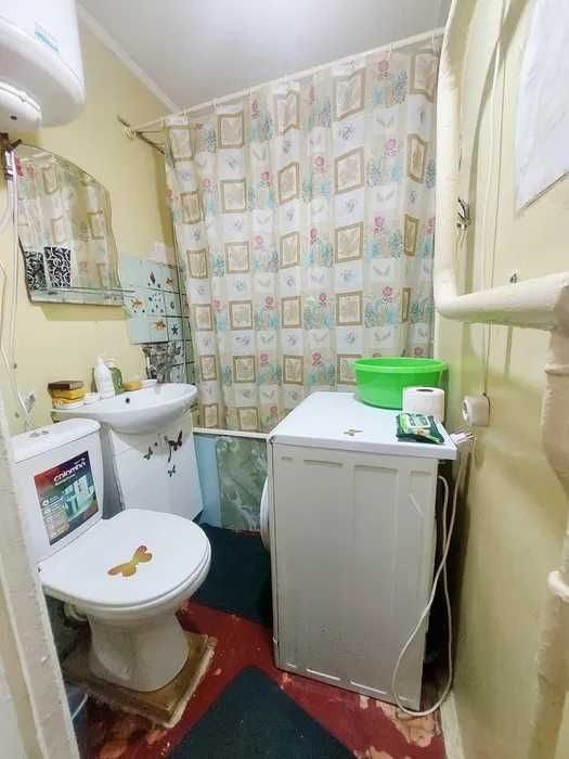 Срочно!Продам 2к кв. на пр.О.Поля(Кирова)!ост.Комбинат Игрушки!Торг!