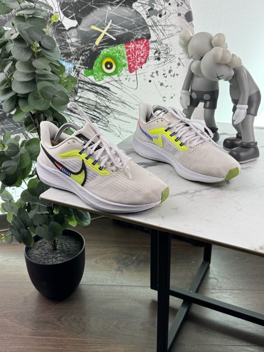 Кросівки Nike Air Zoom Pegasus 39 42 розмір Е14205