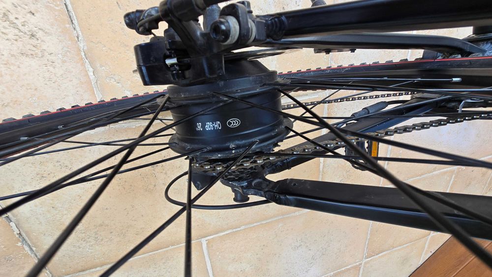 Rower elektryczny , rama M/L, koła 26 cali