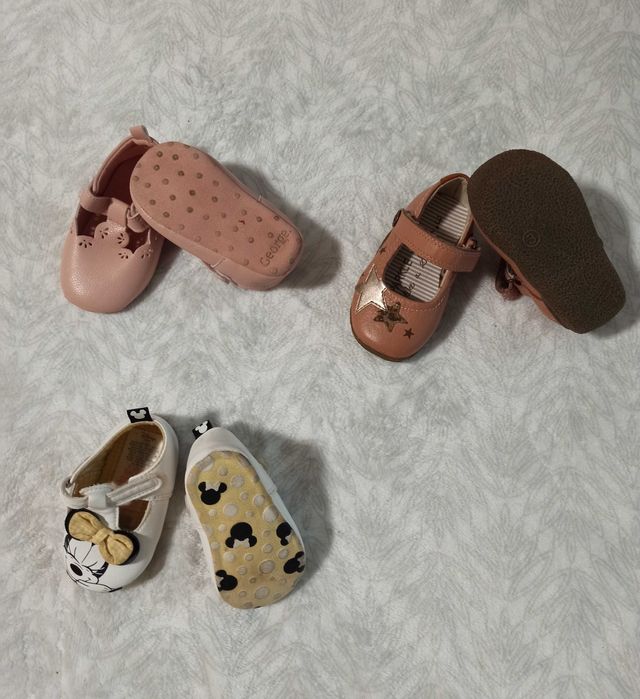 Набір взуття 9-12 місяців