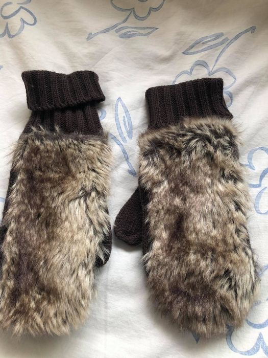 Luvas com pêlo, de malha
