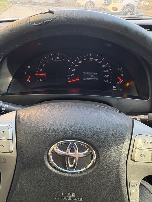 Тойота камрі 2007 року