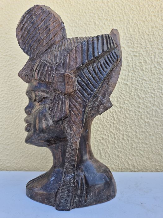 Várias Esculturas Africanas