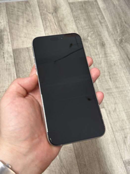 iPhone 15 Pro Max 512Gb White Titanium під відновлення.