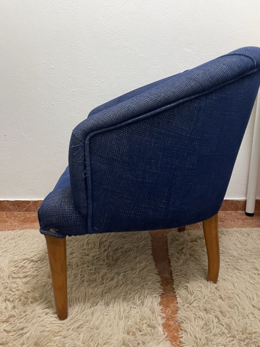 Cadeirão Azul e Castanho