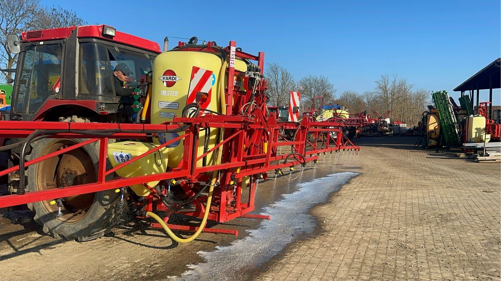 Opryskiwacz zawieszany Hardi Master 1200 L 15m sterownik