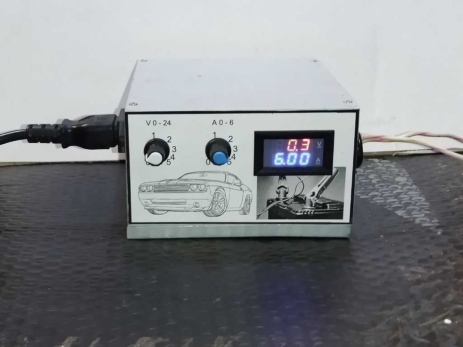 Зарядний пристрій \ універсальний блок живлення 0-20V, 0-6A