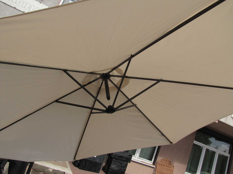 Parasol ogrodowy 300 cm beżowy z podstawą regulowany Vounot