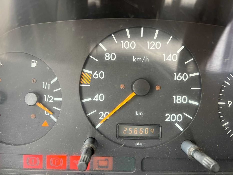 Mercedes Vito 108d