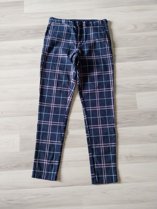 Spodnie cienkie kratka roz 40