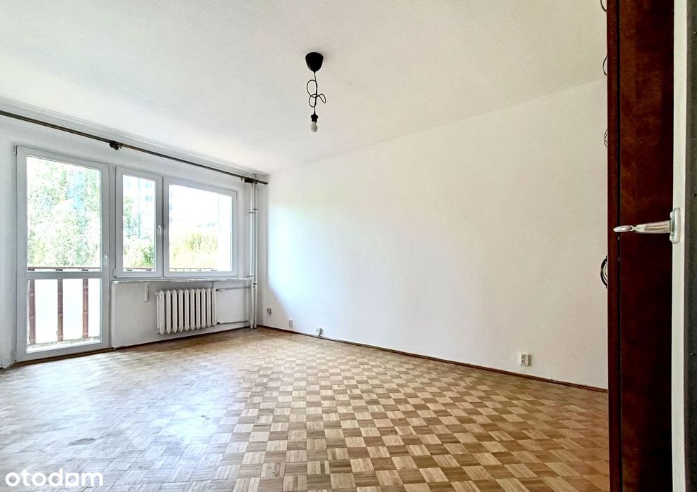 Bezpośrednio, 2 pokoje, pełna własność, winda, komórka lokatorka