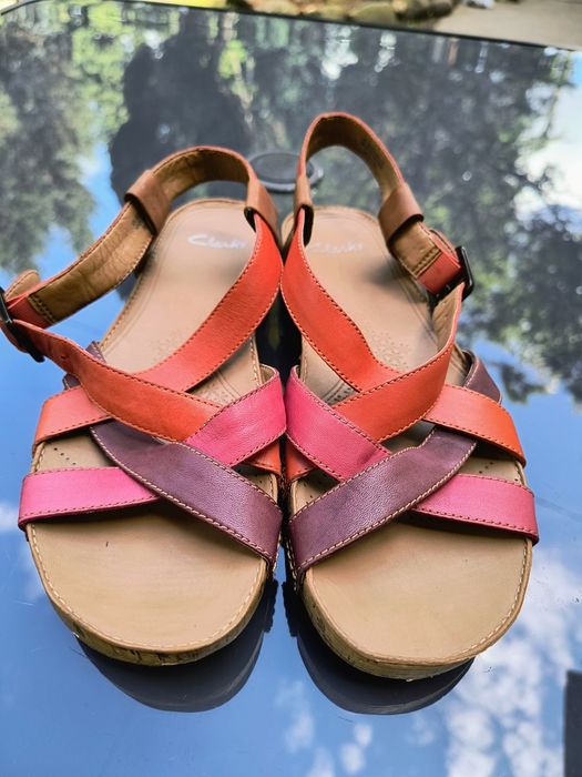 Sandały damskie skórzane Clarks rozmiar 37.