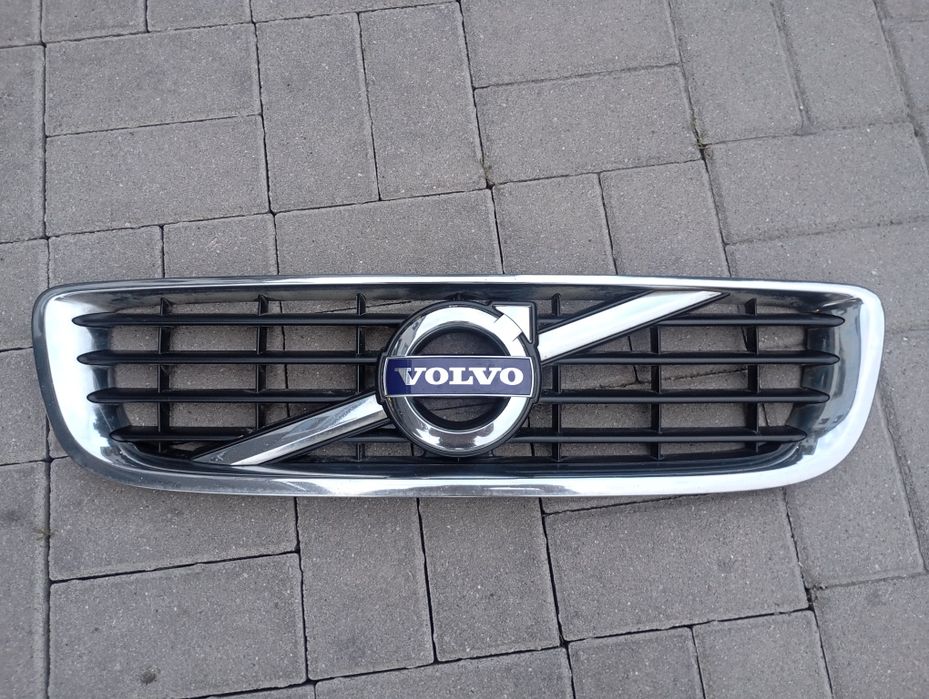 Volvo grill atrapa zderzaka Volvo V50 Lift S40 II grill atrapa zderzaka 312.90.533 green atrapa zderzaka Volvo V50 Lift S40 II grill