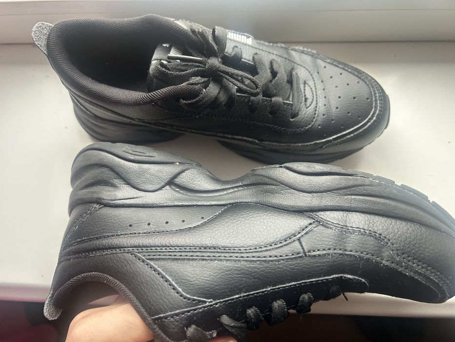 Продам кросовки