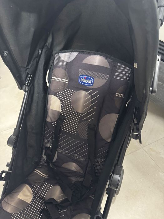 Carrinho Chicco London Compacto Usado