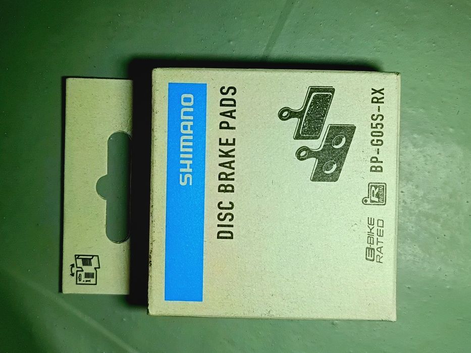 Гальмівні колодки Shimano G05S для BR-M8100/M7100/8000/7000 полімерні (органіка)