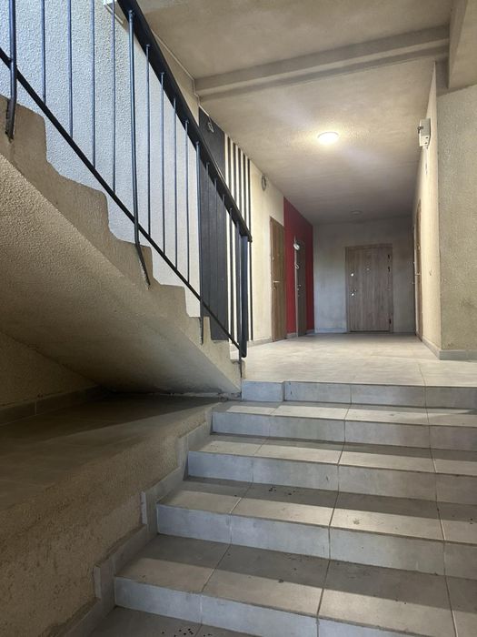 Продаж двокімнатноі квартири у новобудові