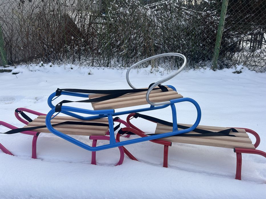 Nowe sanki z oparciem buk producent