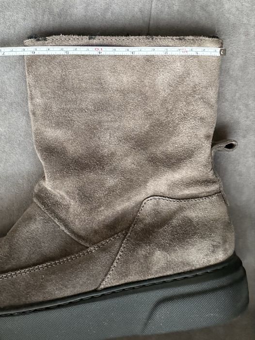 Черевики зимові напівчоботи carlo pazolini замшеві сірі  38