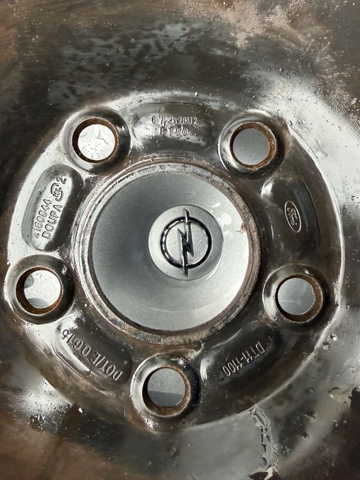 Jante 16 de ferro para opel, Ford em 5x108 com tampão unitario