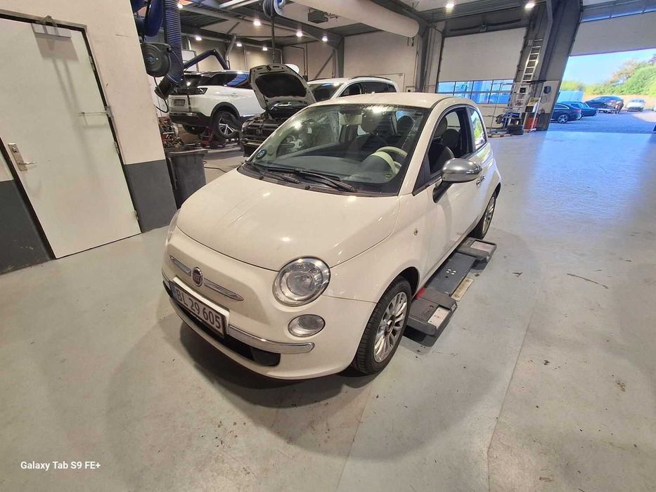 Fiat 500 1.2 niski przebieg najtanszy sprawny idealny