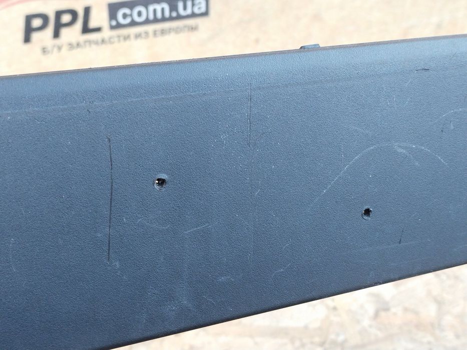 BMW X1 F48 2015-2019 юбка губа накладка переднего бампера 51117354816