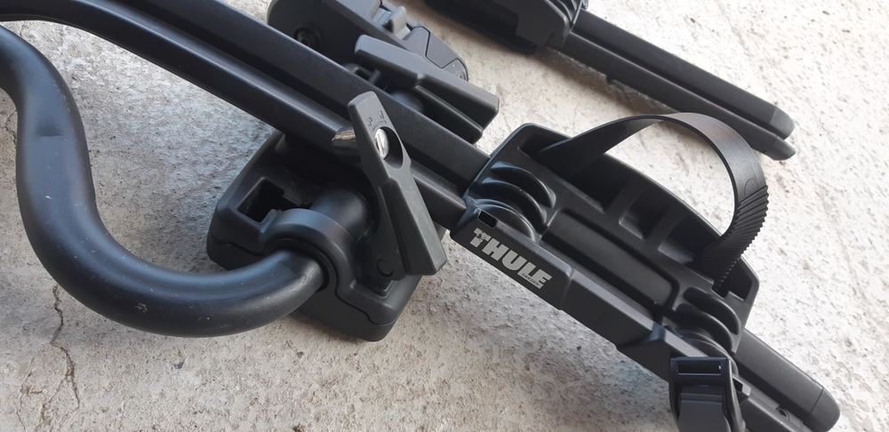 Thule Proride 598 Black uchwyt rowerowy na dach