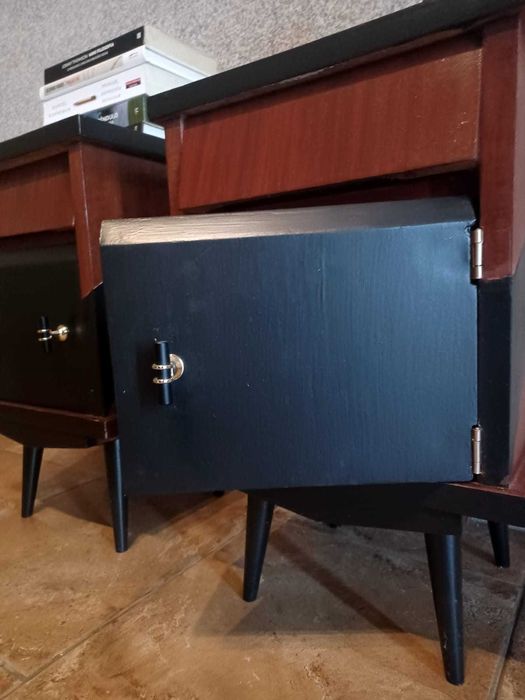 Mesa de cabeceira Vintage