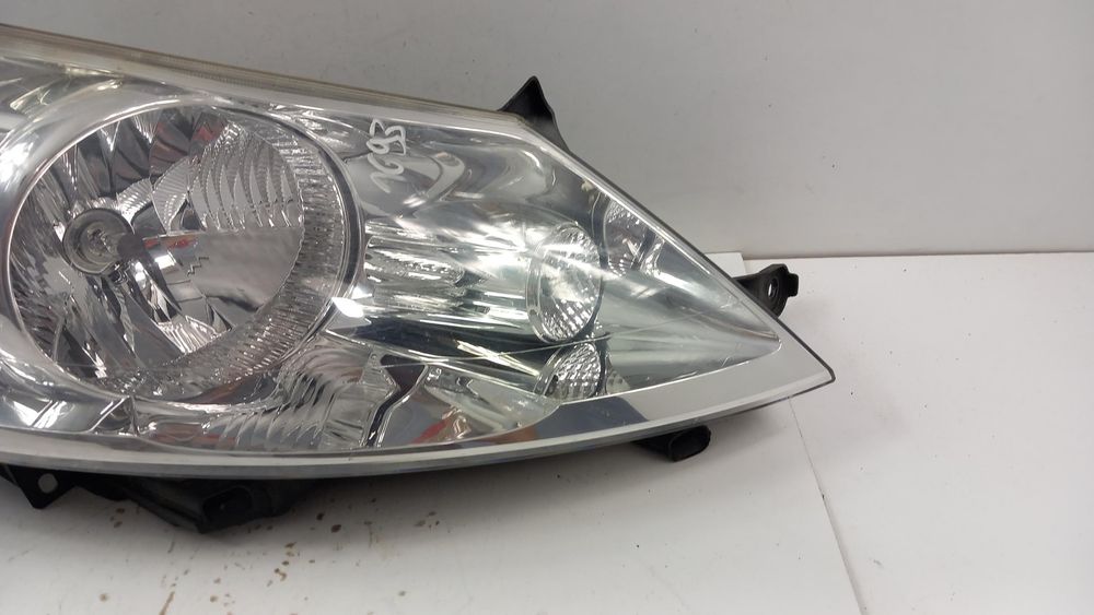 Citroen Jumpy Scudo Expert Ii Lampa Przód Prawa
