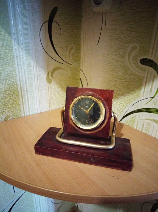 Часы механические времен ссср