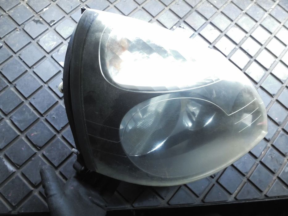 RENAULT THALIA I LIFT CLIO II LIFT KOMPLET REFLEKTORÓW LAMP PRZEDNICH LEWA + PRAWA CIEMNE EUROPA