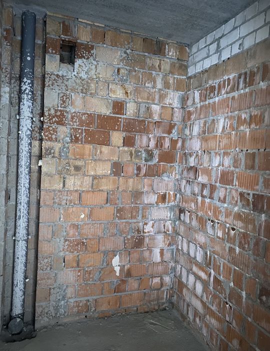 Продається велика студія в ЖК Молодість 30м2 .Без комісії!