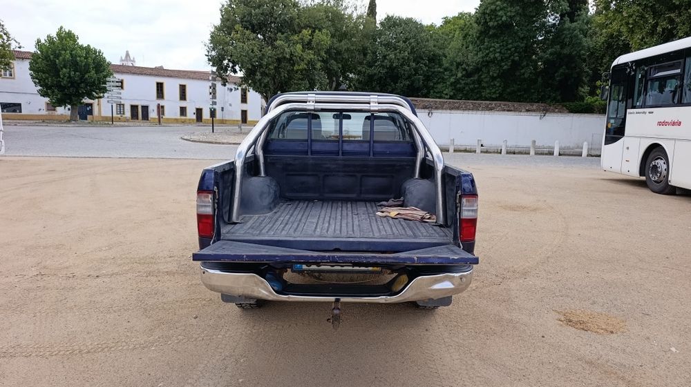 Toyota Hilux tracker 4x4 2.4cc 100cv ano 99