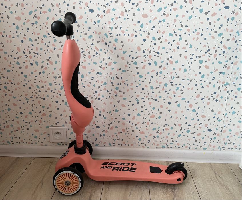 Hulajnoga Scoot & Ride + kask – używane