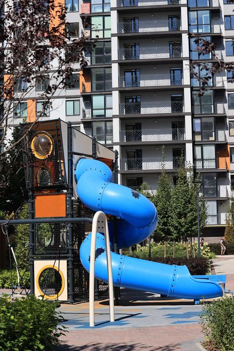 Готова 1 кімнатна квартира в центрі Вишневого 35,2 м2