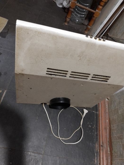 Вытяжка кухонная.