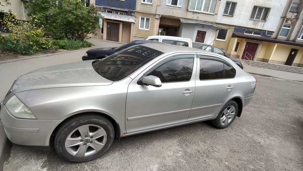 Продається автомобіль.