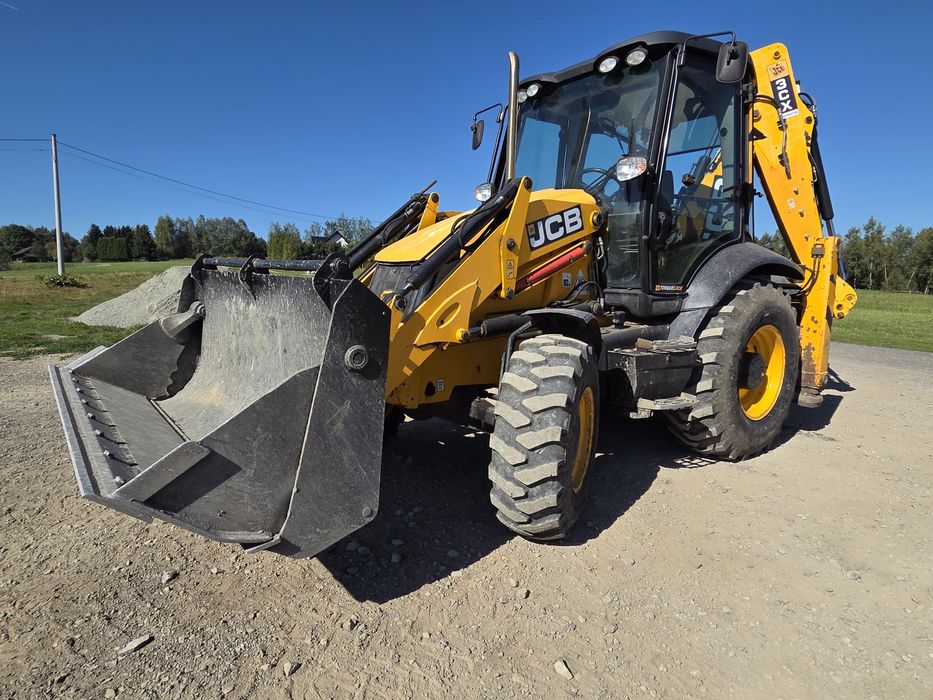 Sprzedam jcb 3cx contracor z 2015r