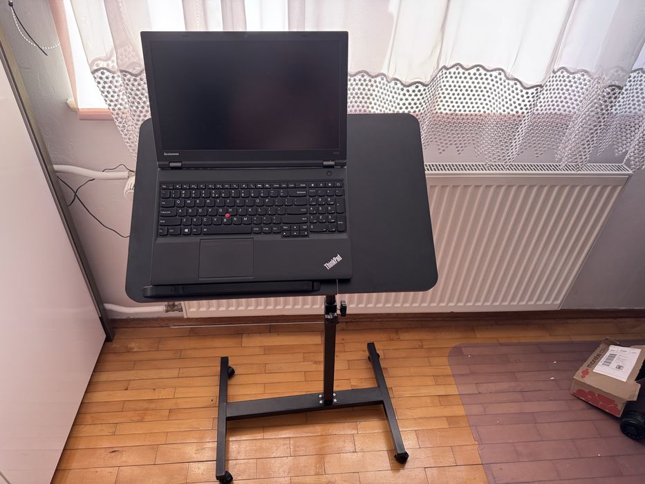 Stolik na tablet, lekki laptop
