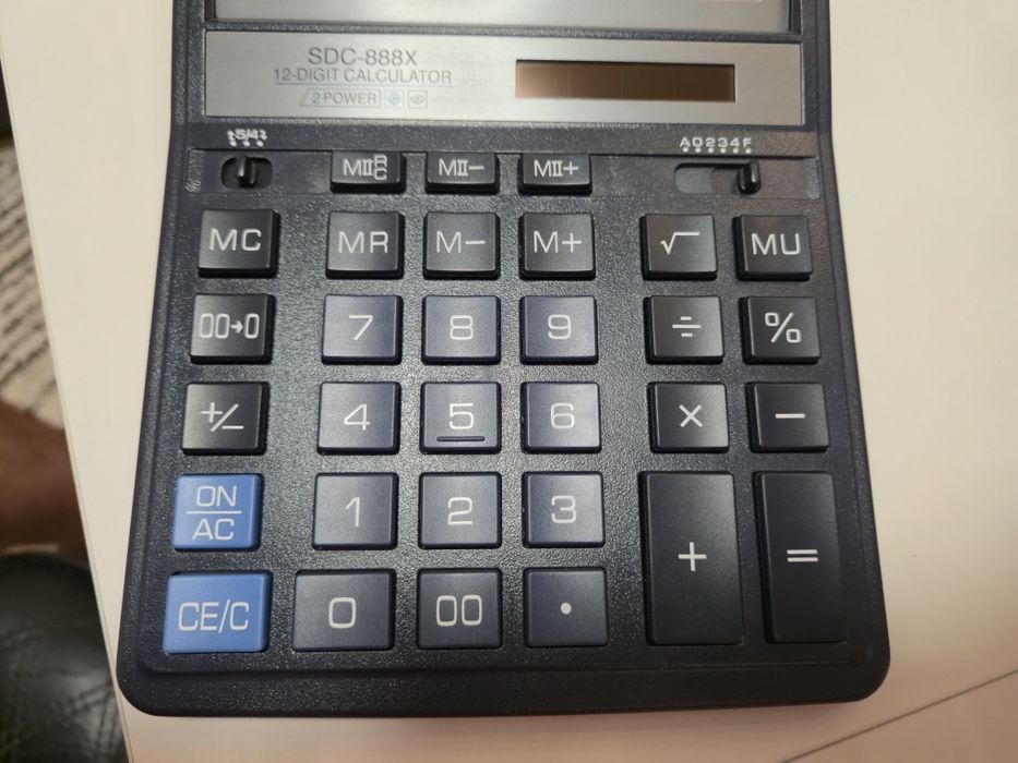 Калькулятор Citizen SDC-888X на солнечных батареях