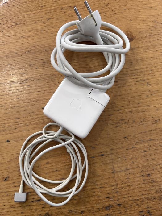 Carregador original Apple Macbook MagSafe 2 60W A1435