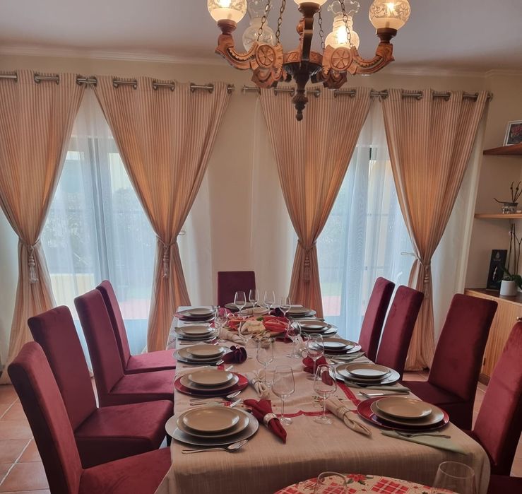 Mesa jantar com 12 cadeiras