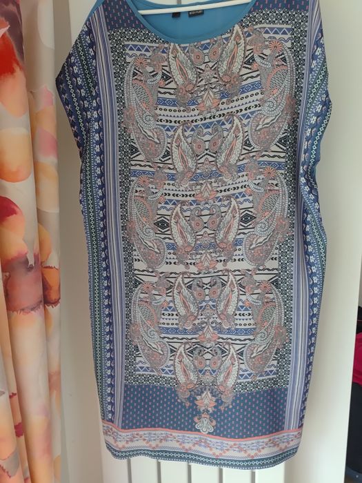 Sukienka bardzo lekka