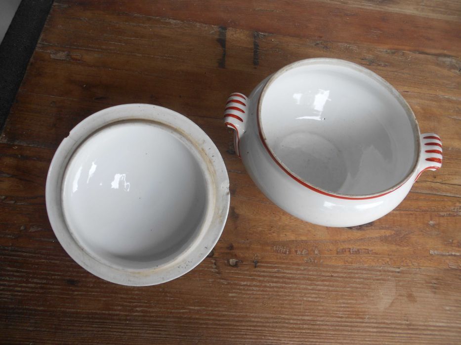 Terrinas antigas Vista Alegre sec. XIX