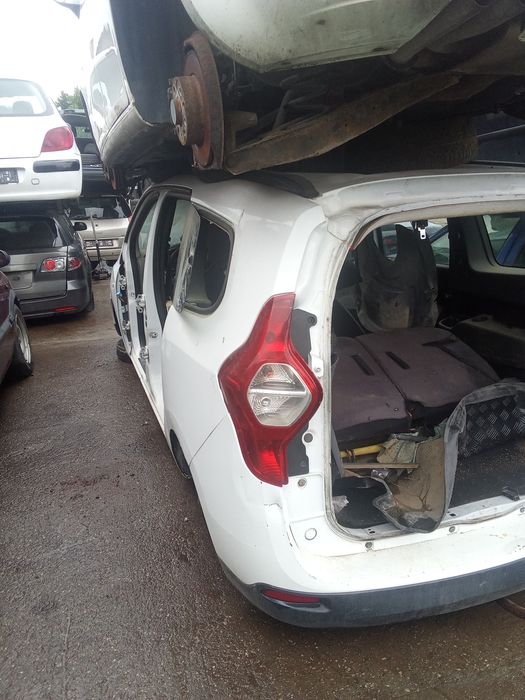 Dacia Dokker 1.6b 2014r. Części